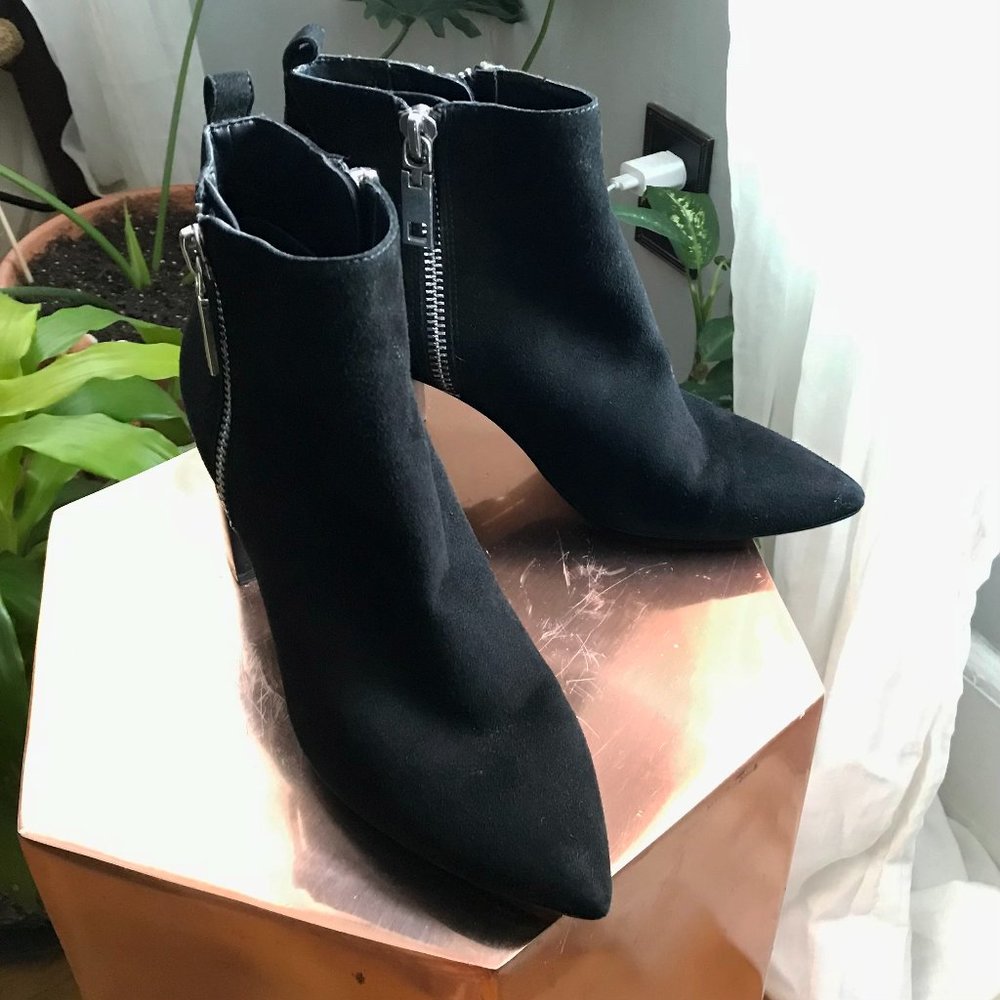 Dolce Vita Black Suede Double Zipper Pointed Toe Booties Boots Women 8.5 9